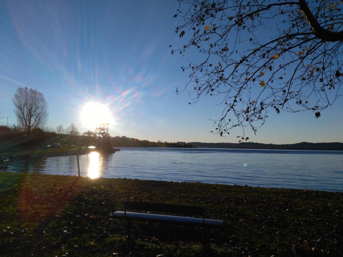 Tramonto Al Lago Gavirate Buitenkant foto