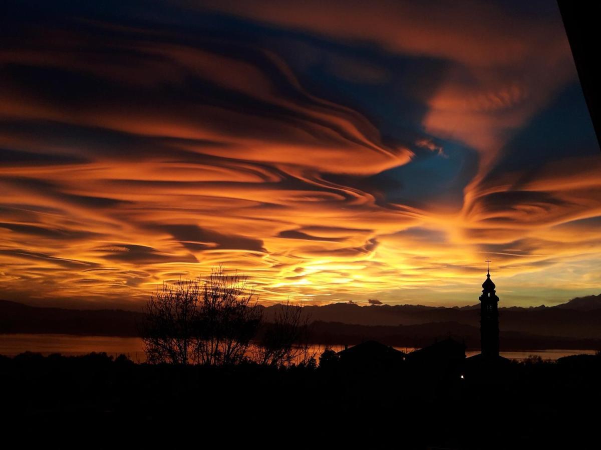 Tramonto Al Lago Gavirate Buitenkant foto